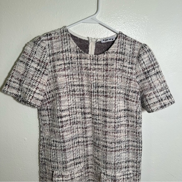 Love Ady Boucle Tweed Shift Dress Ivory Multi Metallic - Picture 2 of 9